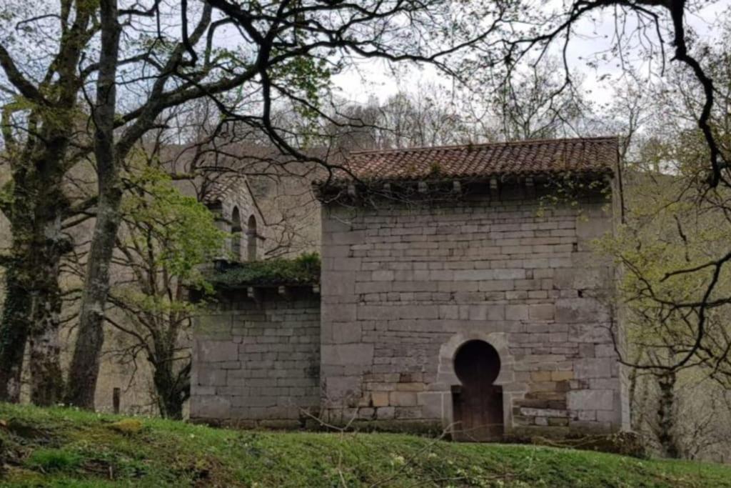 Villa La Casa Del Rio. à La Serna  Extérieur photo