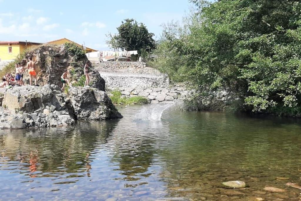 Villa La Casa Del Rio. à La Serna  Extérieur photo